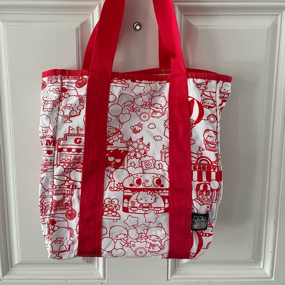 🎈SOLD🎈Sanrio Reversible Tote Bag - Picture 3 of 6